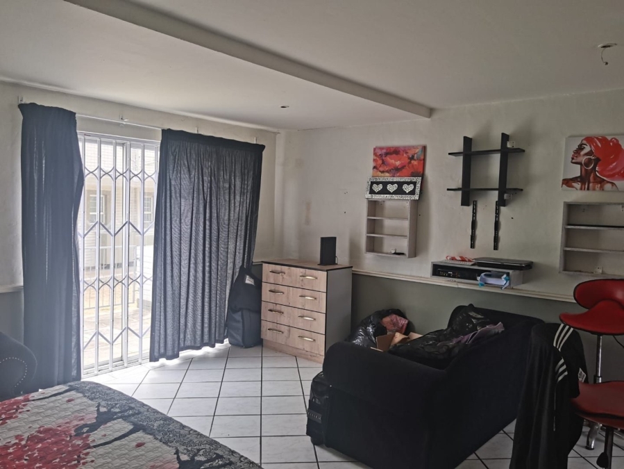 To Let 1 Bedroom Property for Rent in Humewood Extension Eastern Cape